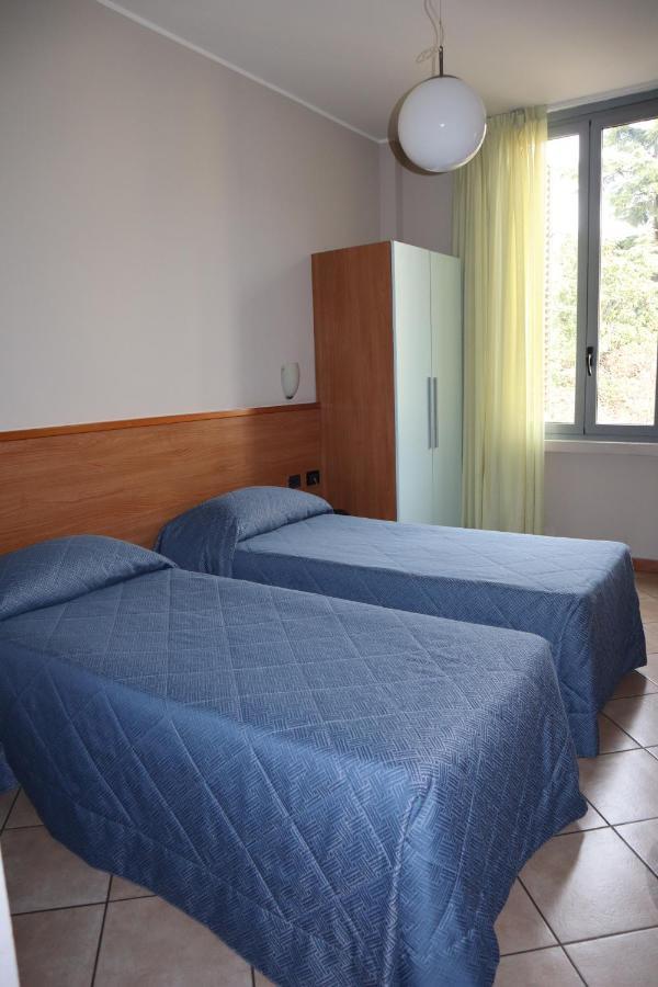 Albergo Salerno Milan Luaran gambar