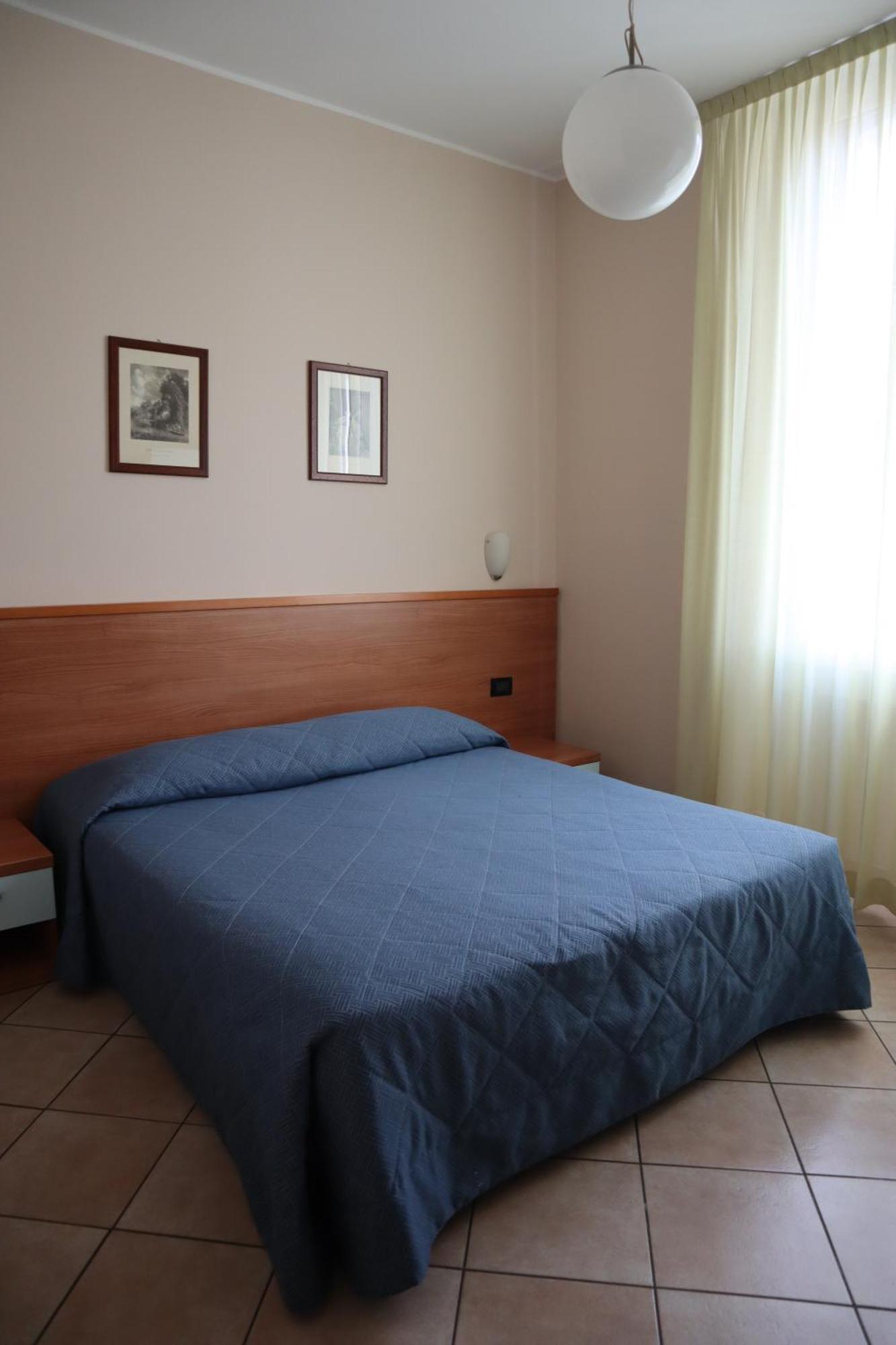 Albergo Salerno Milan Luaran gambar