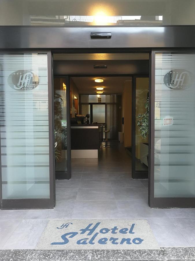 Albergo Salerno Milan Luaran gambar